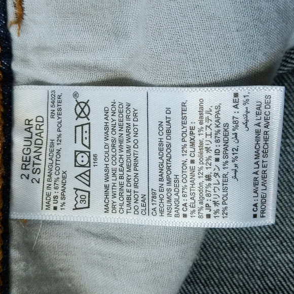 Old Navy Semi-Fitted Stretch Extensible Cuff Jean Shorts 2R Blue - Picture 8 of 16